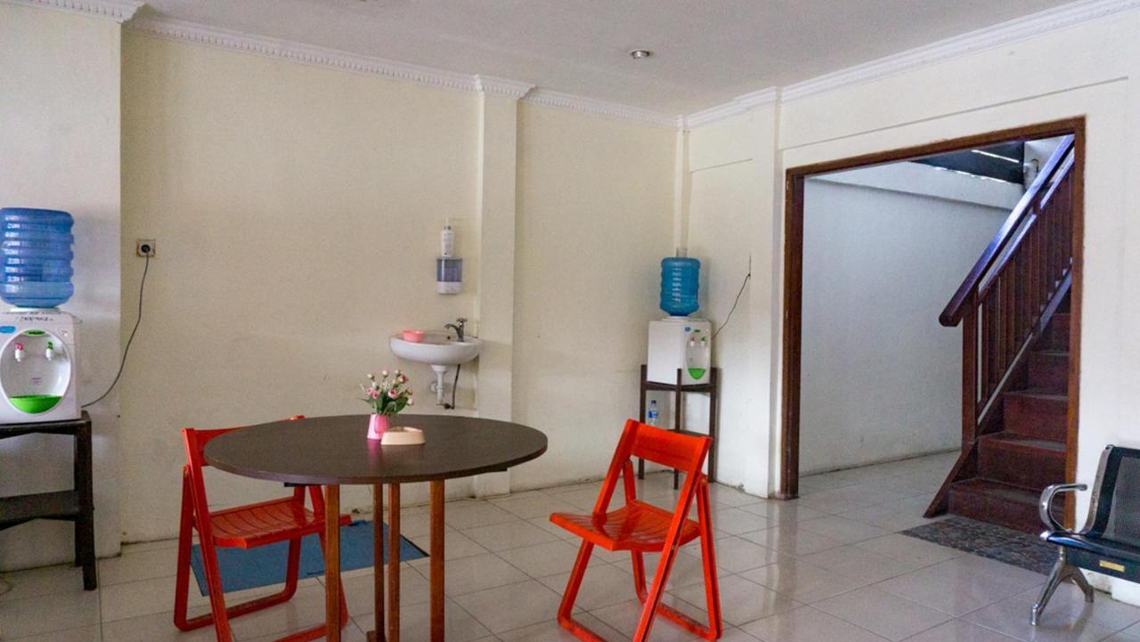 Reddoorz Near Sentani Airport Jayapura Hotel Luaran gambar