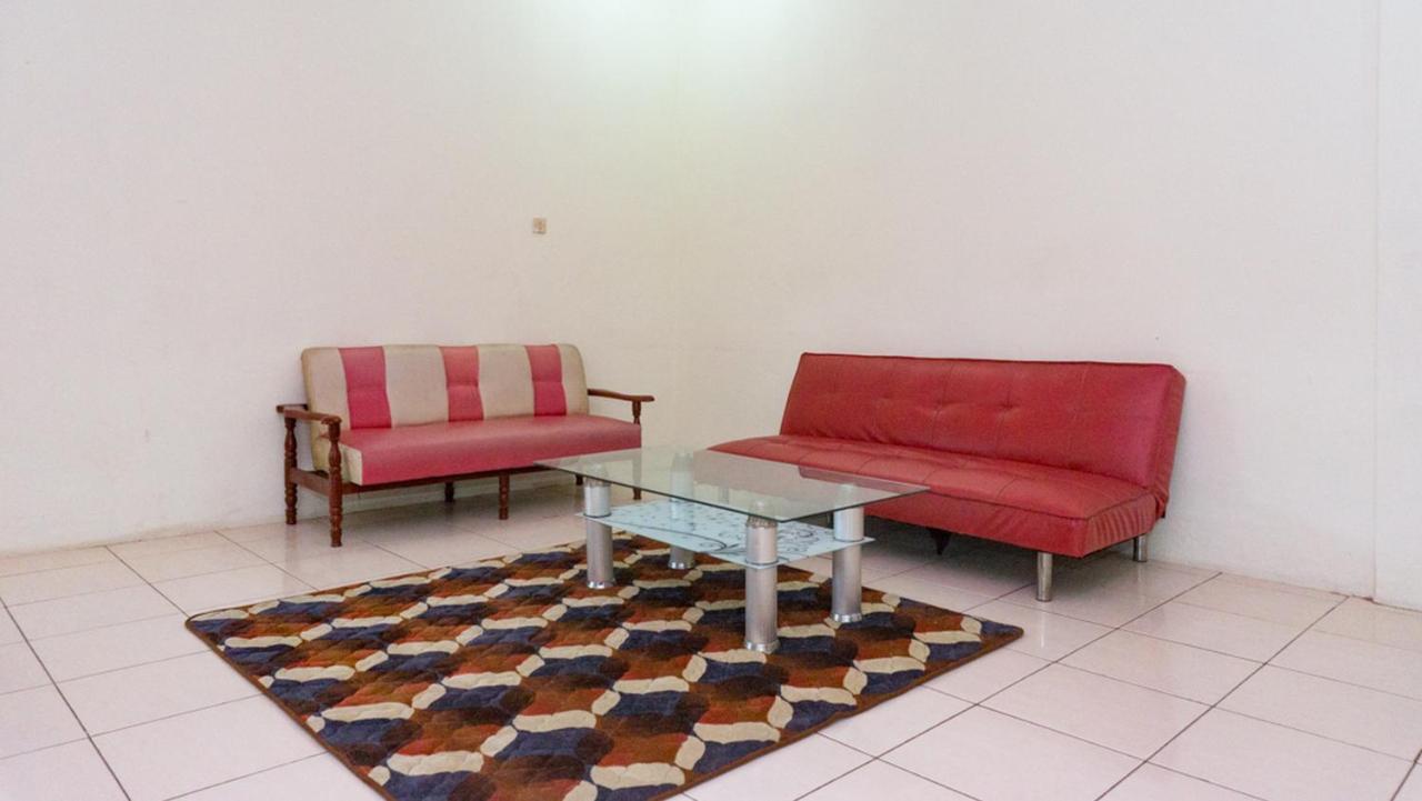 Reddoorz Near Sentani Airport Jayapura Hotel Luaran gambar
