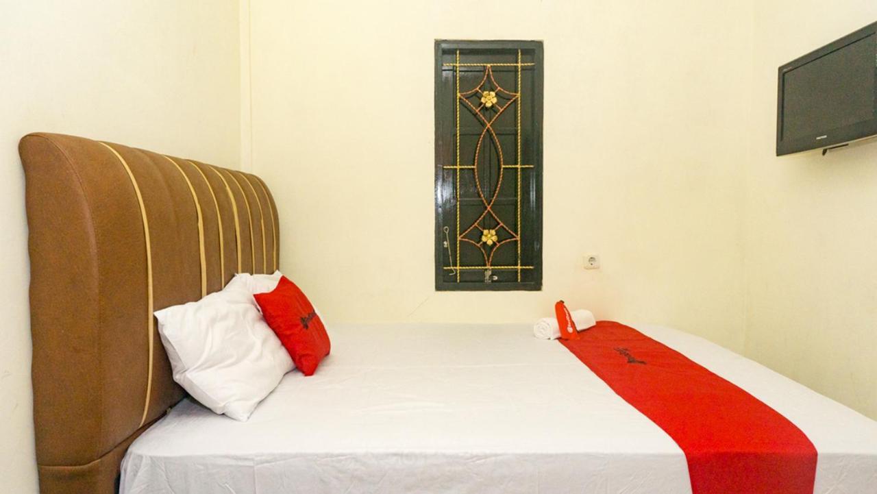 Reddoorz Near Sentani Airport Jayapura Hotel Luaran gambar