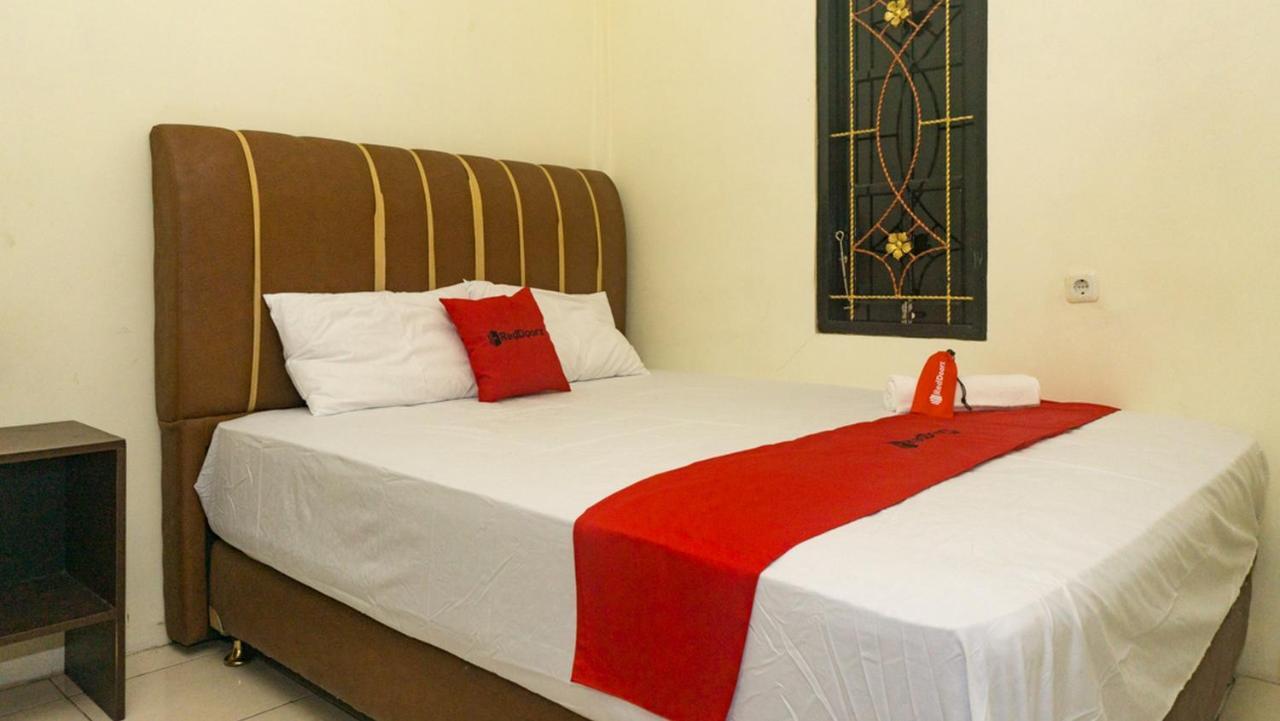 Reddoorz Near Sentani Airport Jayapura Hotel Luaran gambar