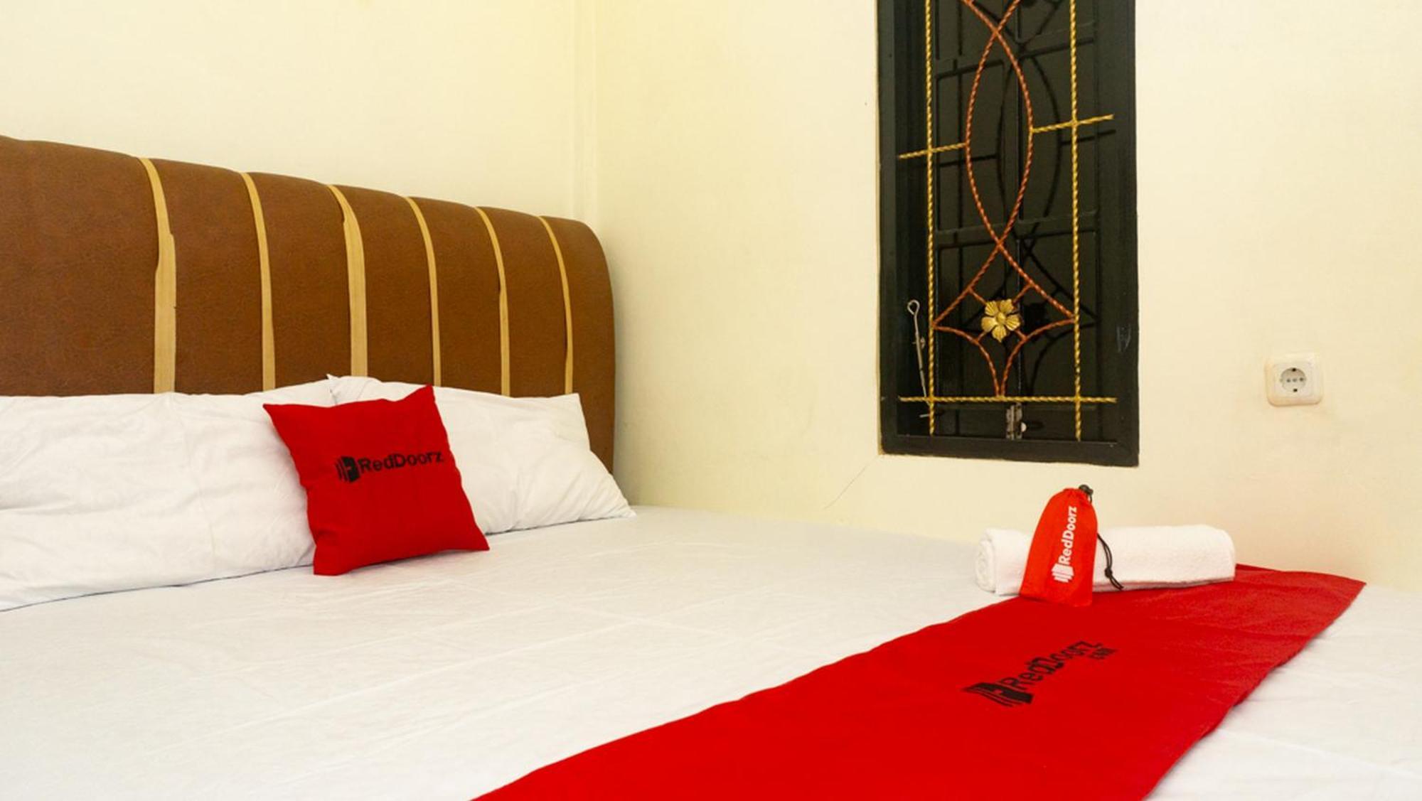 Reddoorz Near Sentani Airport Jayapura Hotel Luaran gambar